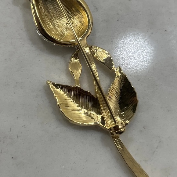 Vintage Costume Diamond Accent Flower Pin/Brooch 3” - Picture 7 of 9